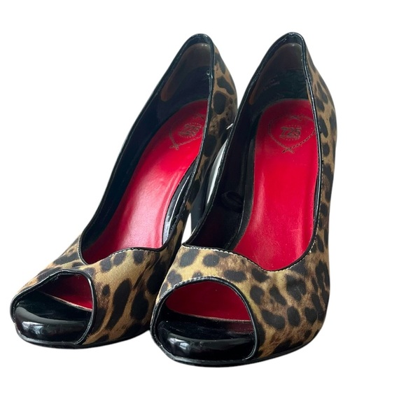 Women’s peep toe cheetah print pumps Y2K high heels size 7 animal print - Picture 1 of 10